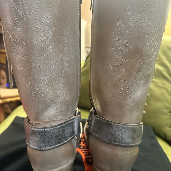 Freebird Cream and Silver Lace-Up Boots - Picture 7 of 16